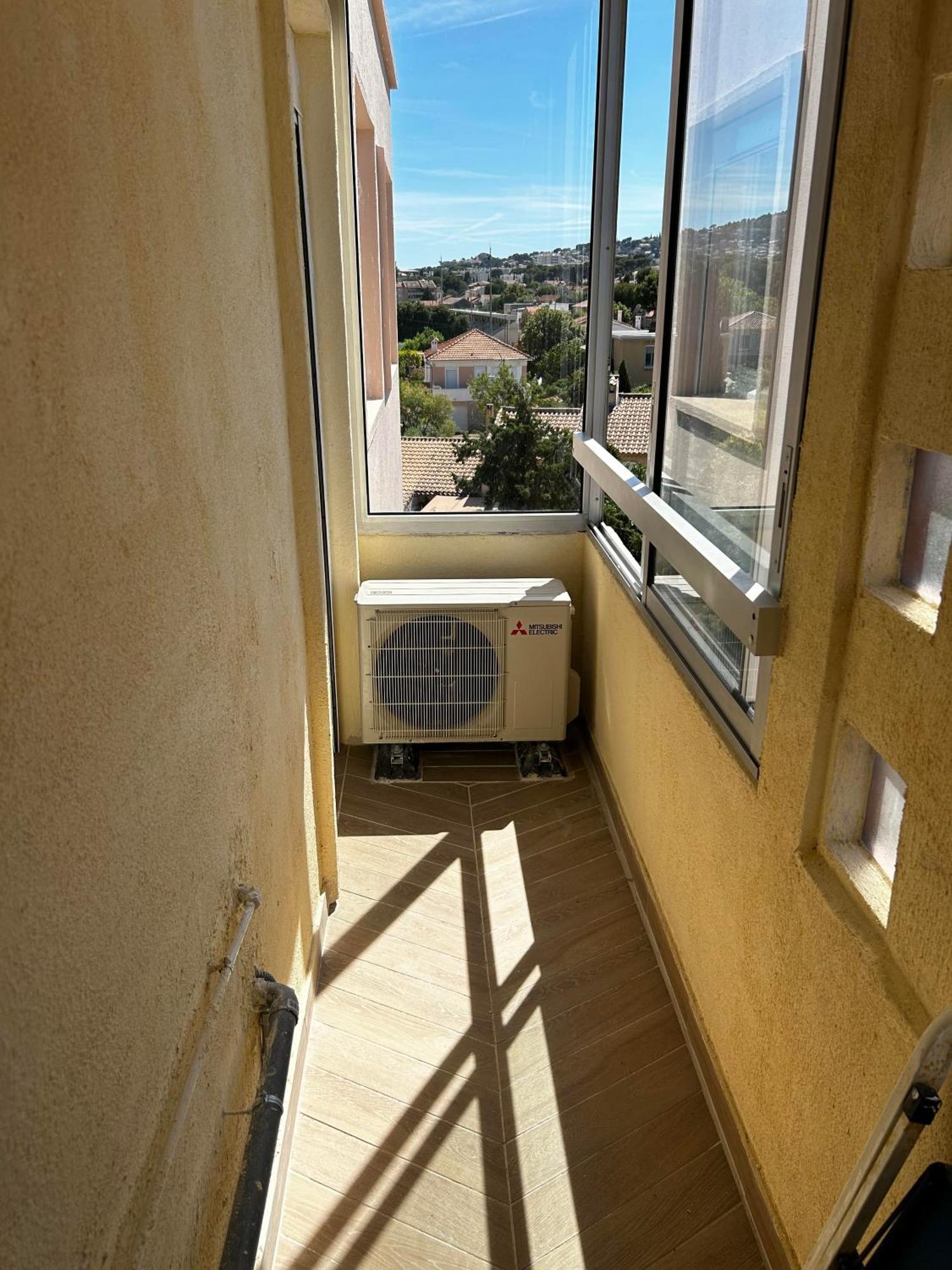 Le Namaste Apartment *